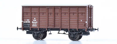 19-DK-872406 - H0 - Gedeckter Gütewagen QG 33 502 mit Handbremse, DSB, Ep. III